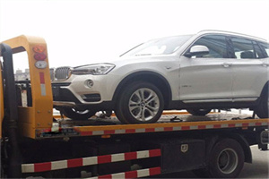 康乐拖车24小时服务电话